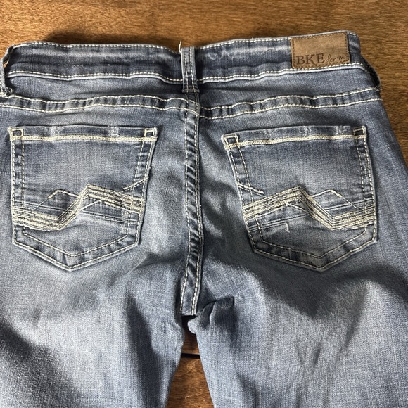 BKE Stella Jeans Women's Size 26L Denim 26/33.5 - Picture 9 of 9